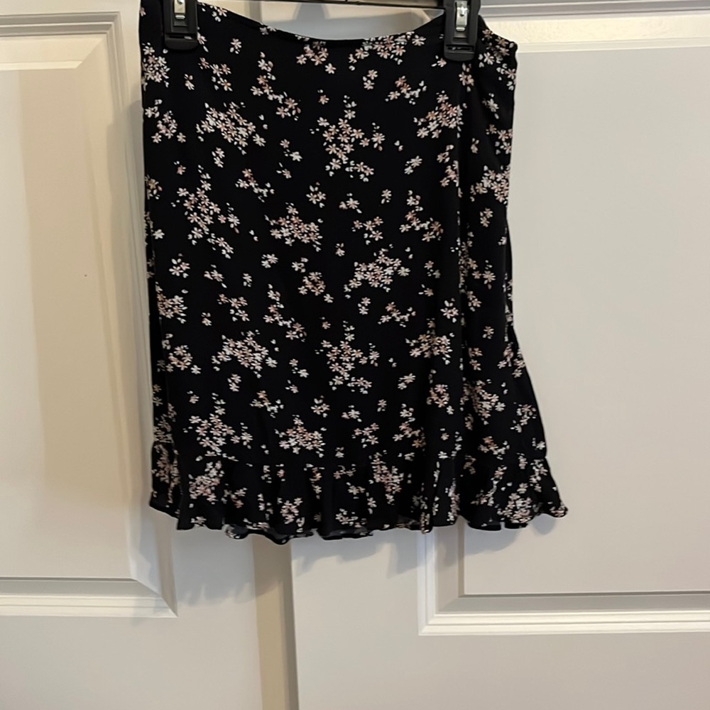 flowy flower skirt from abercrombie